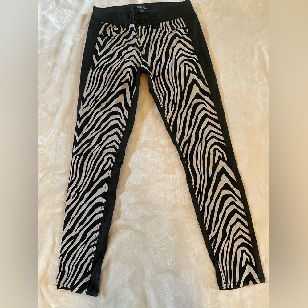 Forever 21 premium denim pants lightweight